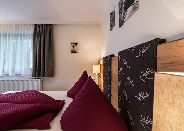 Gasthof Haus Hochland 3*