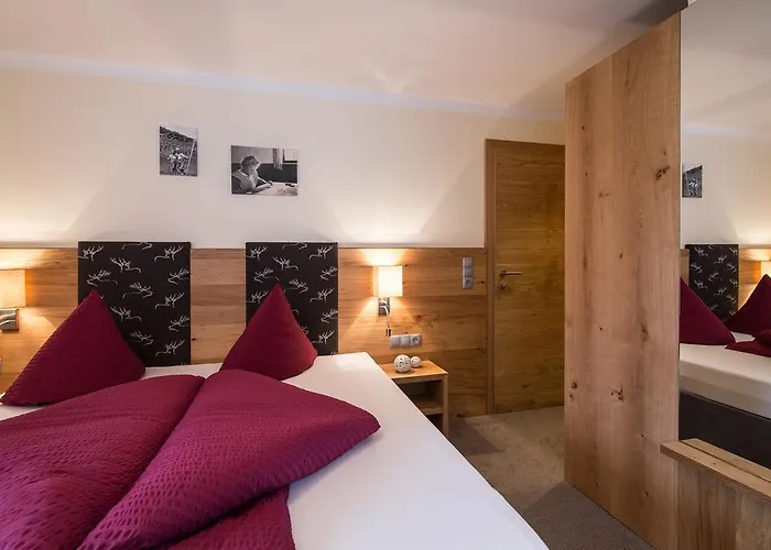 Gasthof Haus Hochland Tux