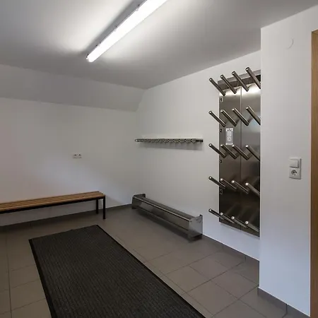 Haus Hochland Konukevi Tux